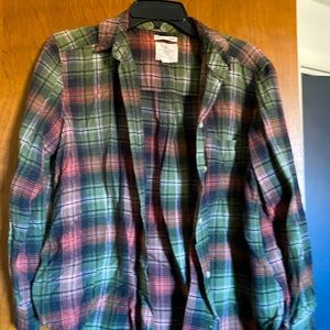 American eagle flannel button up shirt. Size large